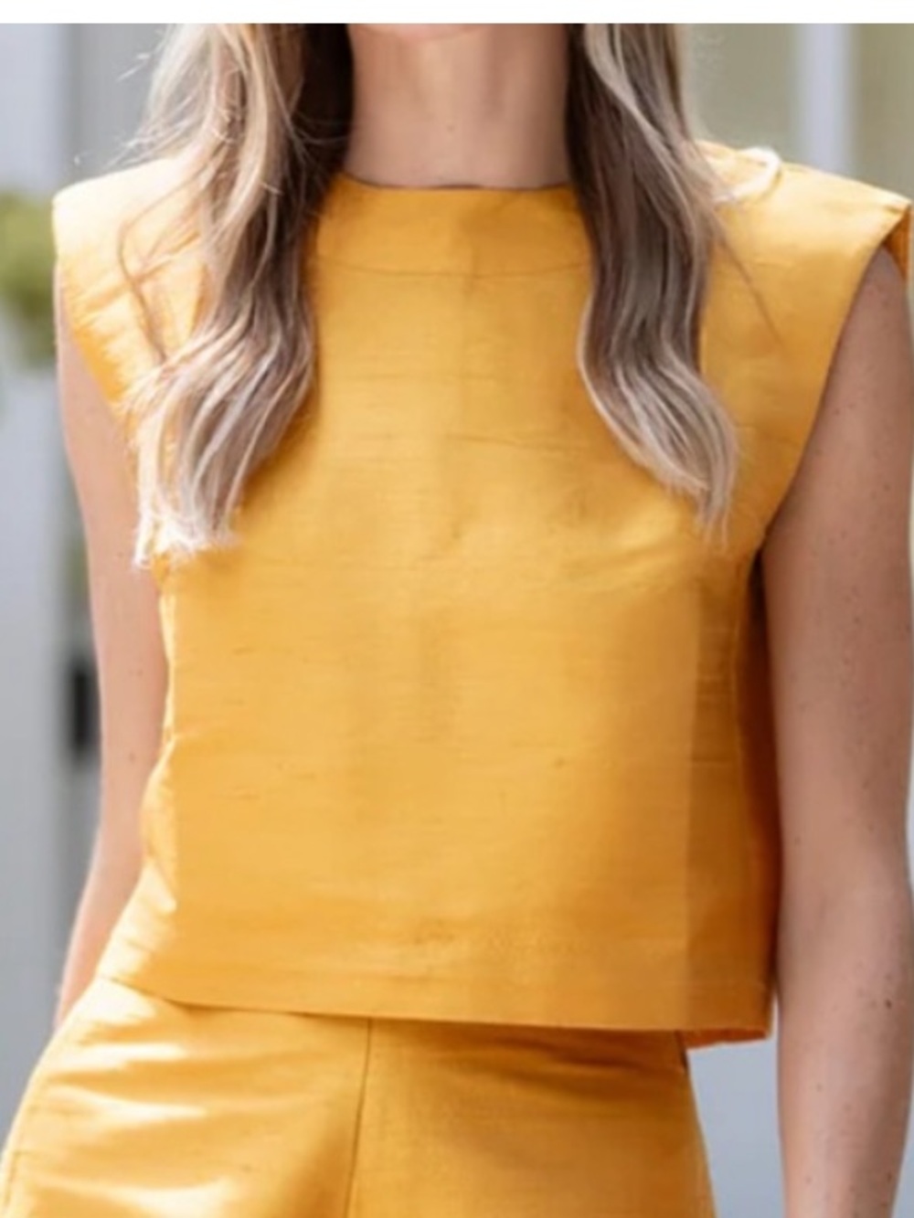 Julia Amory Slim Shell Top